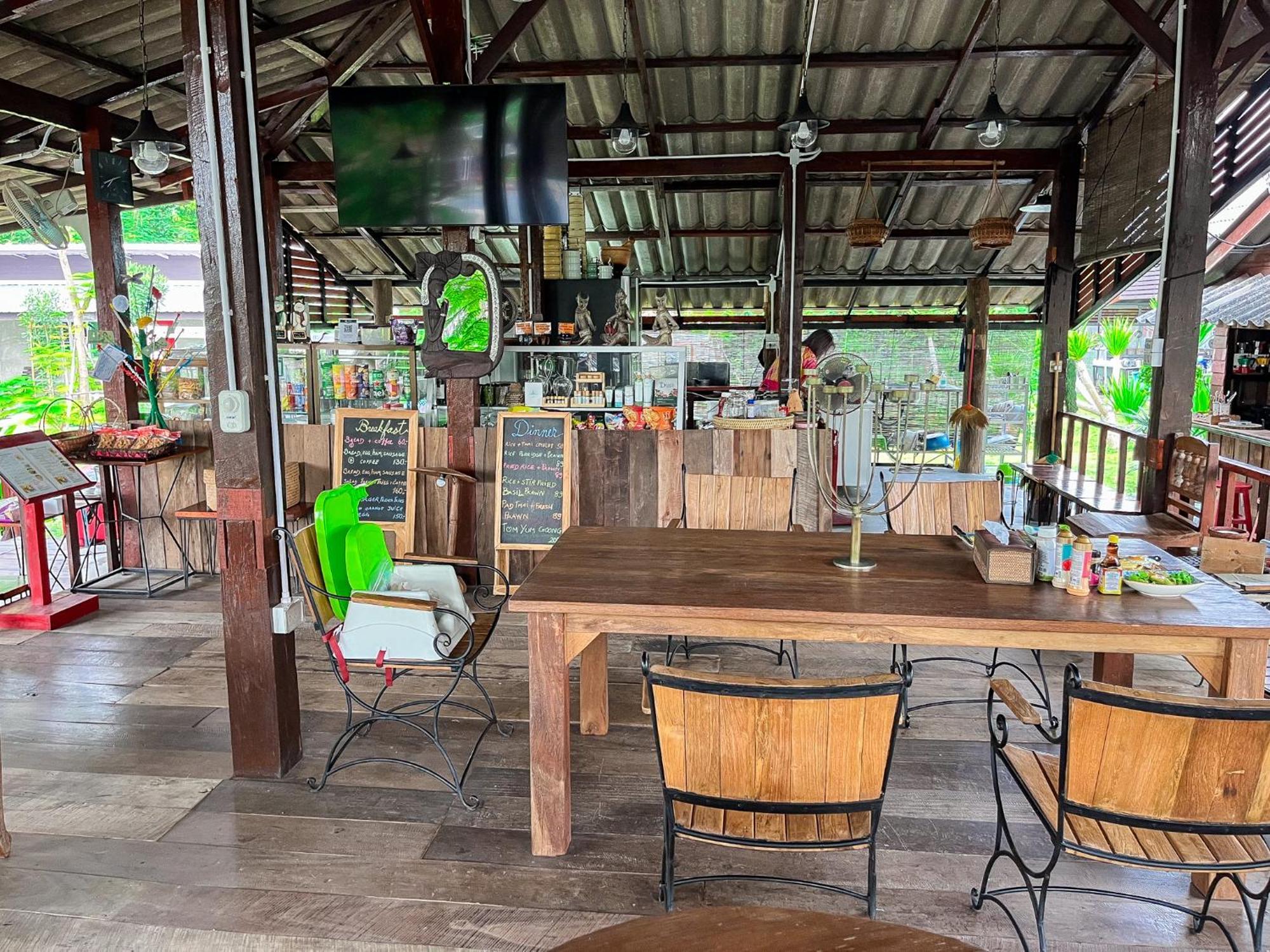 North Pine Forest Homestay บ้านไม้สนโฮมสเตย์ Ban Mae Pong Bagian luar foto